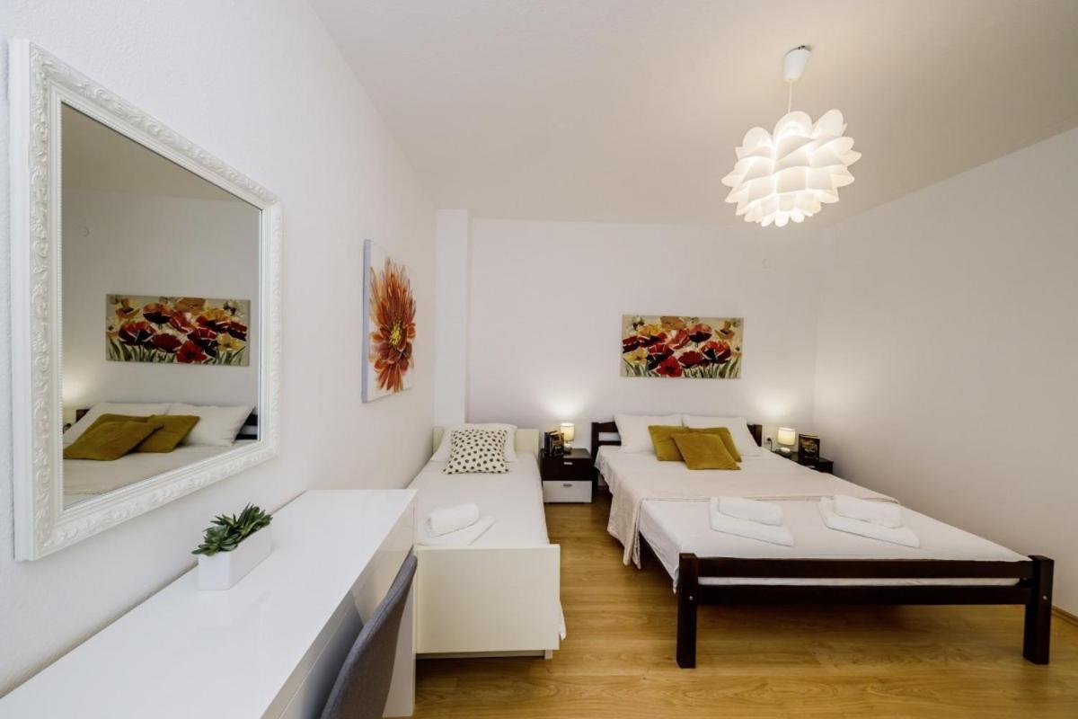 Hotel Ani In Trogir * Mittel-Dalmatien Donji Seget Exterior foto