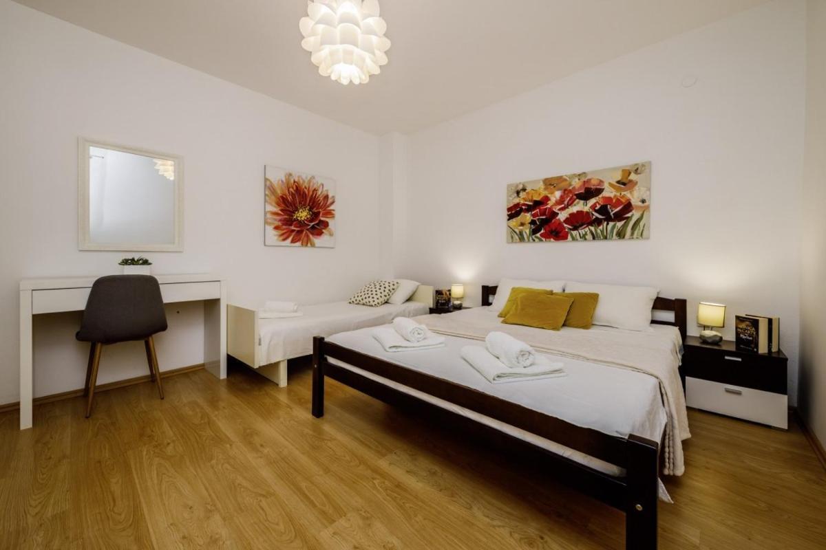 Hotel Ani In Trogir * Mittel-Dalmatien Donji Seget Exterior foto